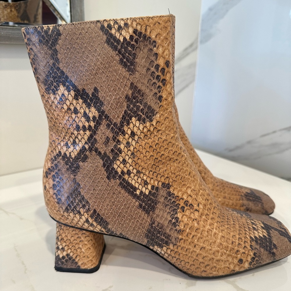 VINCE BOOTS